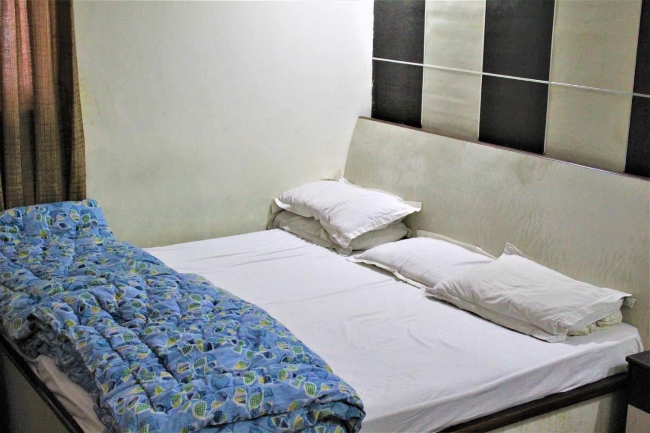 نيودلهي Central Guest House , Walk In Dargah & Markaz المظهر الخارجي الصورة
